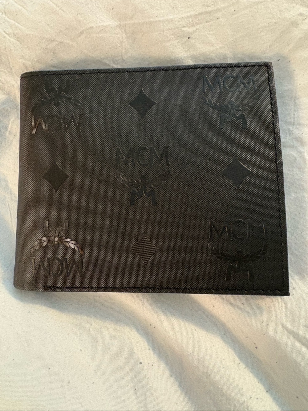 MCM Black Bifold Men's Wallet Logo Pattern Credit Card Folding Theme Logo